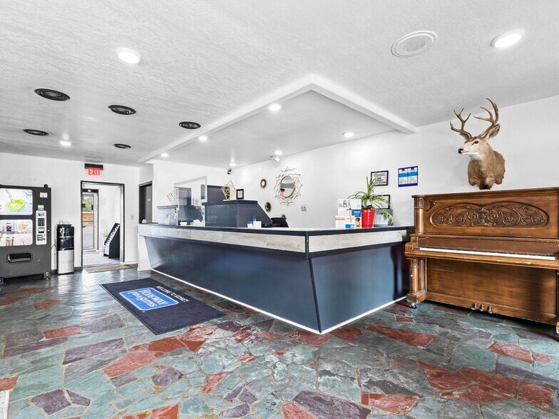 More Photos Of 935 9th Ave, Sidney Hotel For Sale