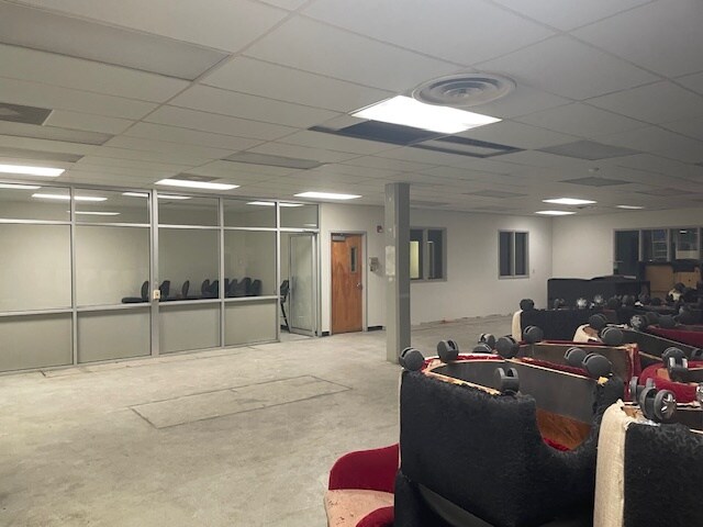 More Photos Of 4723-4725 Jefferson Davis Hwy, Richmond Warehouse For Sale