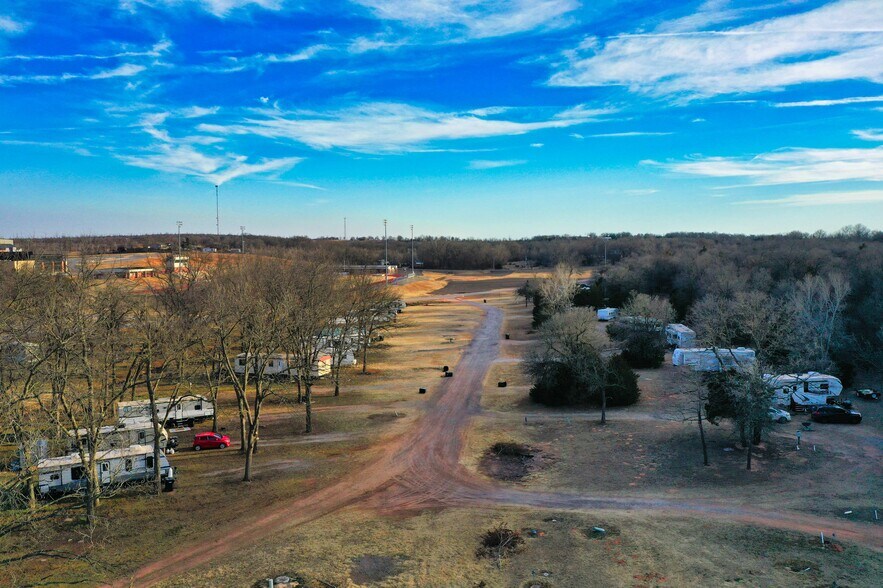 More Photos Of 18022 Hogback Rd, Luther Land For Sale