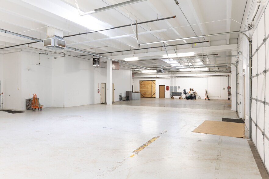 More Photos Of 6240 W 54th Ave, Arvada Research And Development For Lease