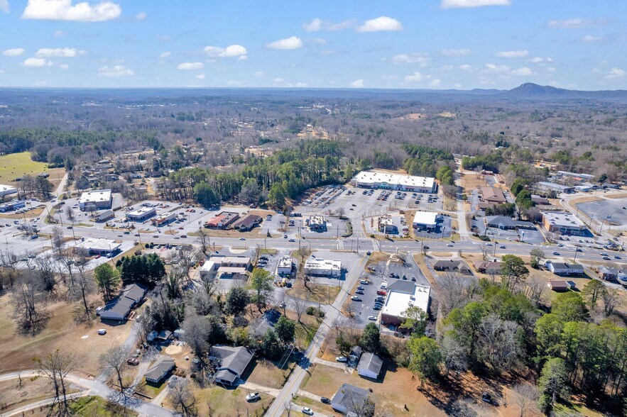 More Photos Of 999 Big a Rd, Toccoa Restaurant For Sale