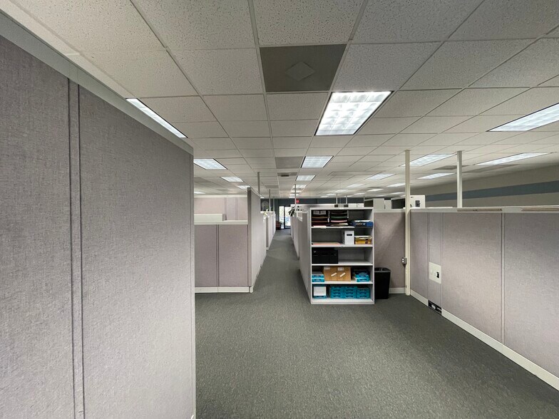 More Photos Of 1500 Wall St, Saint Charles Medical For Lease