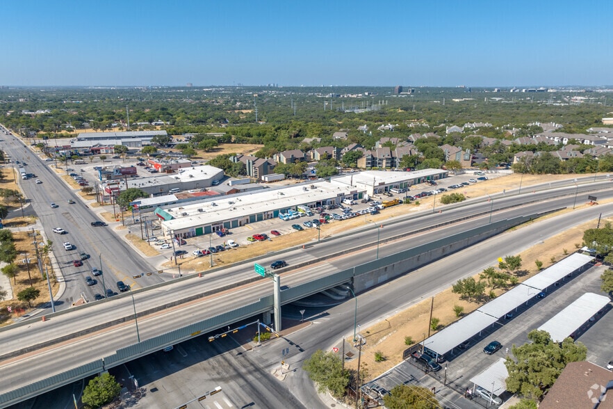 More Photos Of 10415 Perrin Beitel Rd, San Antonio Unknown For Lease