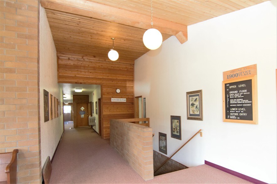 More Photos Of 1900 N 99 Hwy, Mcminnville Loft Creative Space For Lease