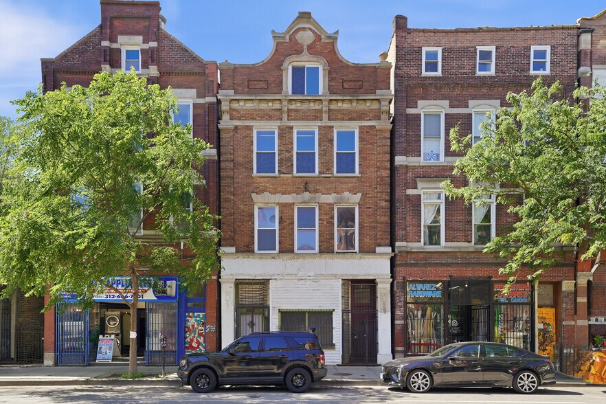 Primary Photo Of 1321 W 18th St, Chicago Apartments For Sale