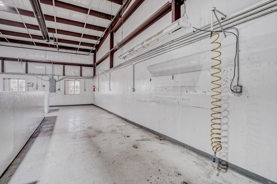 More Photos Of 8681 Rosemary St, Commerce City Warehouse For Sale
