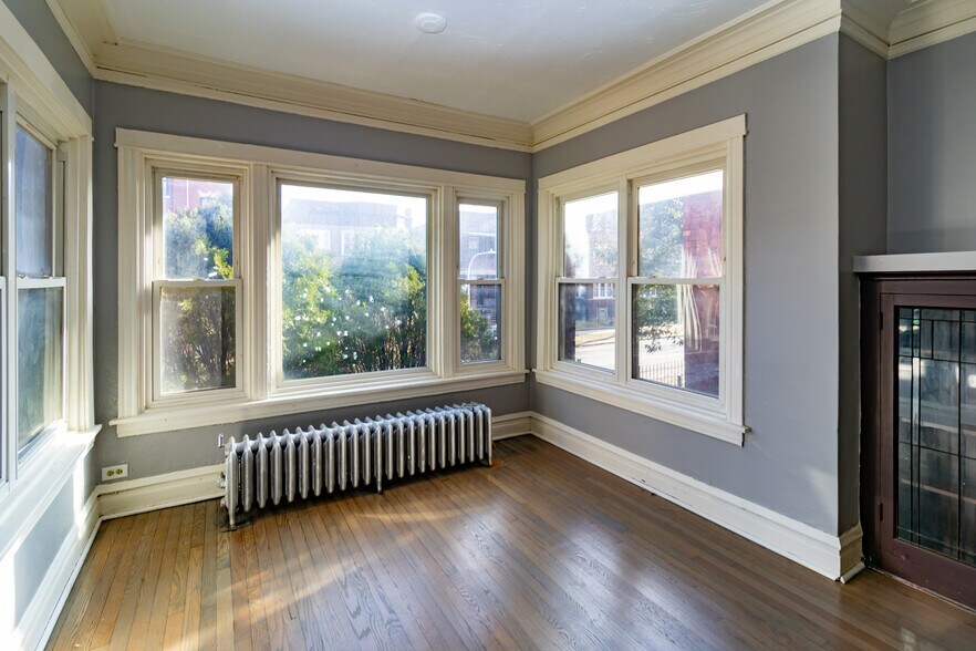 More Photos Of 7304 S Union Ave, Chicago Multifamily For Sale