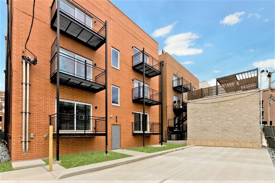 More Photos Of 2725-2741 N Ashland Ave, Chicago Apartments For Sale