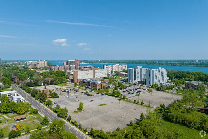 More Photos Of 7633 E Jefferson Ave, Detroit Medical For Lease