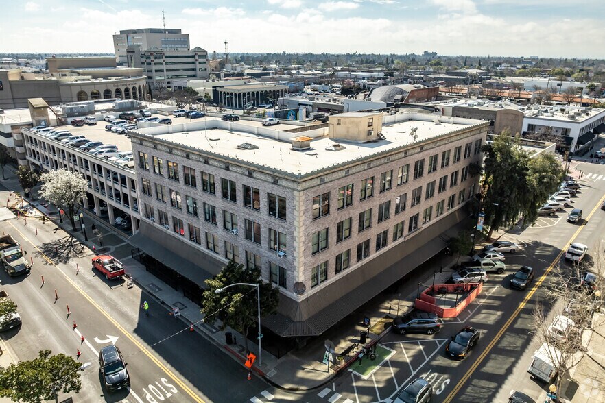 More Photos Of 1024-1032 J St, Modesto Office For Lease