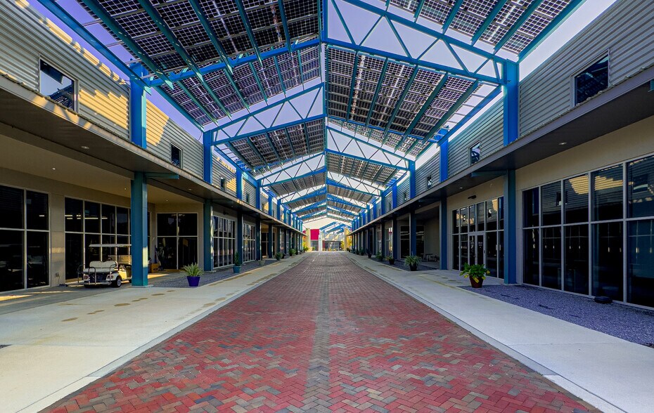 More Photos Of 13900 Tech City Cir, Alachua Light Distribution For Lease