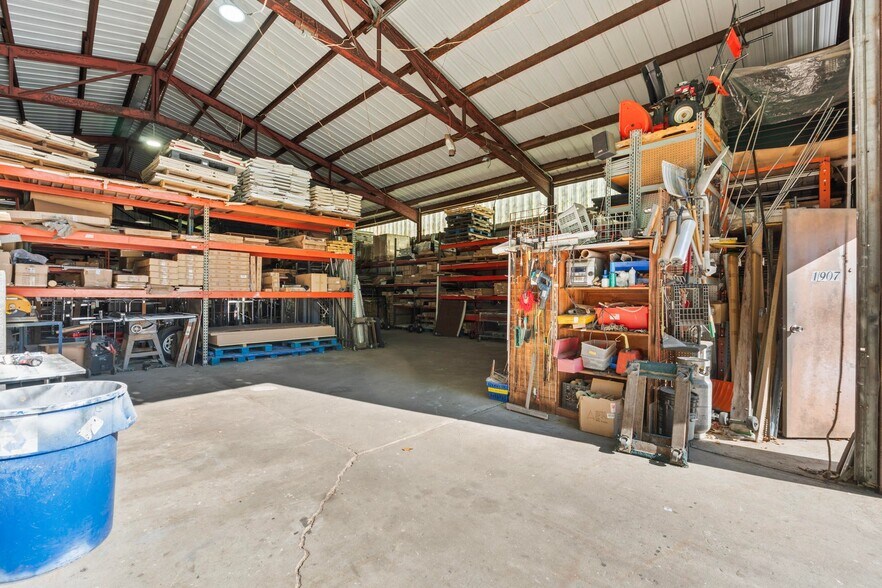 More Photos Of 1907 Sanford Rd, Wells General Retail For Sale