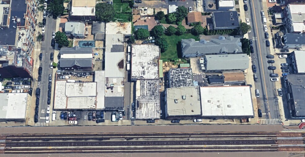 More Photos Of 2299 McDonald Ave, Brooklyn Warehouse For Sale