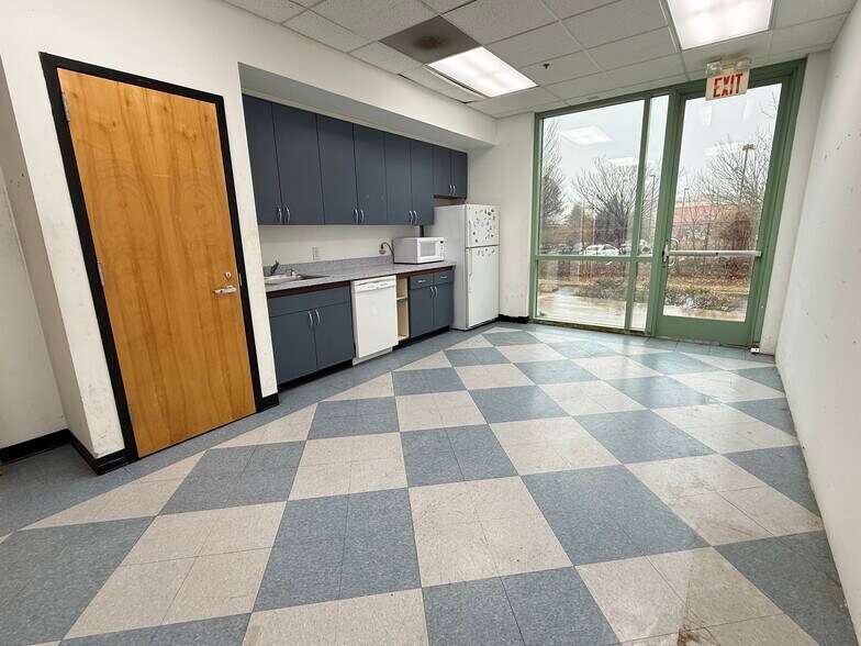 More Photos Of 12006 Plum Orchard Dr, Silver Spring Light Distribution For Lease