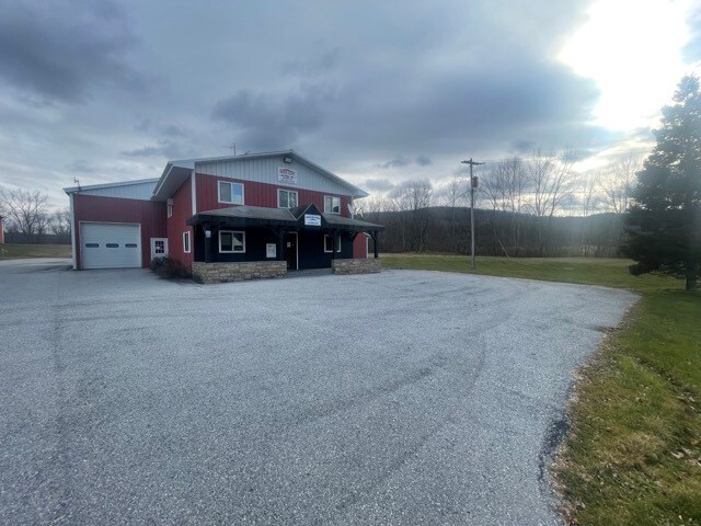 More Photos Of 628 South St, Hoosick Falls Specialty For Sale