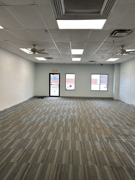 More Photos Of 15 Starrett Dr, Belfast Unknown For Lease