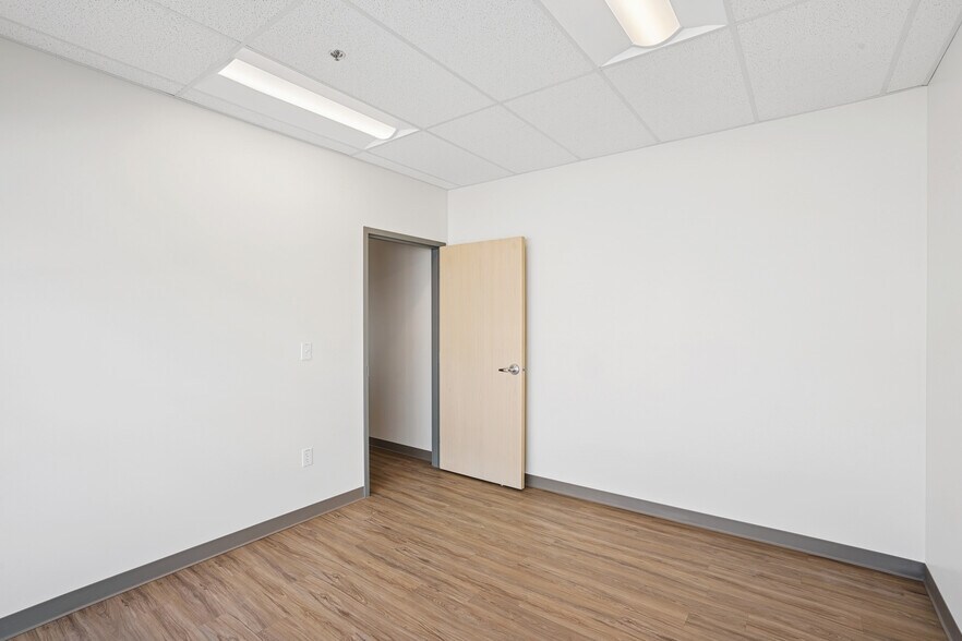 More Photos Of 5601 FM 973, Del Valle Unknown For Lease