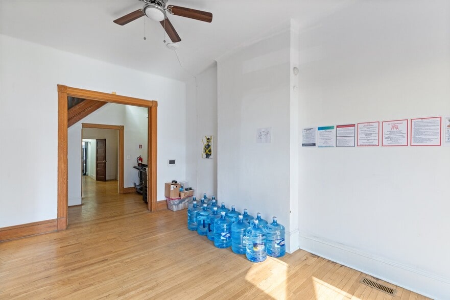 More Photos Of 34 E 25th St, Baltimore Office Residential For Sale