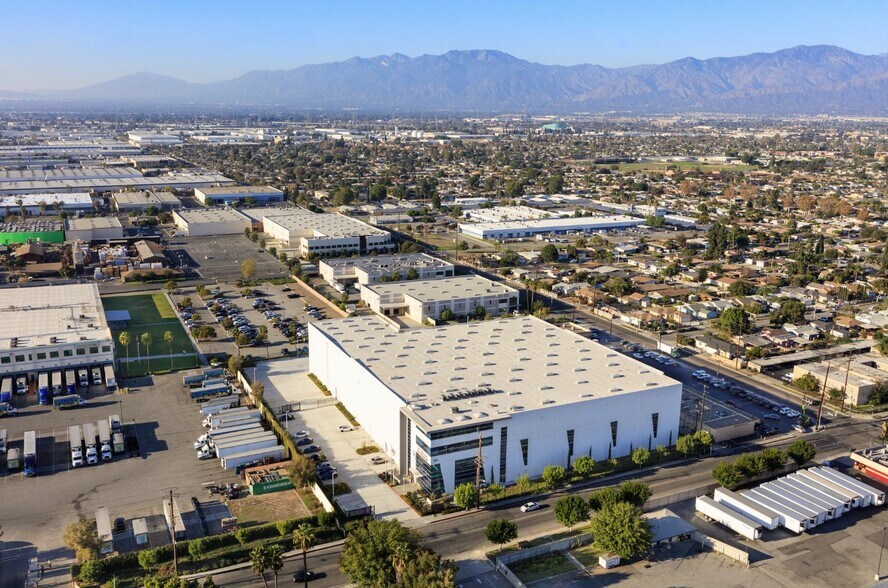 Primary Photo Of 221 N Orange Ave, City of Industry Warehouse For Lease