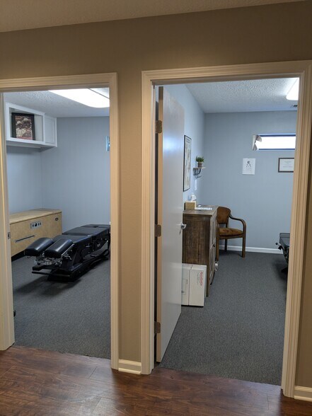 More Photos Of 12325 Scarsdale Blvd, Houston Medical For Lease