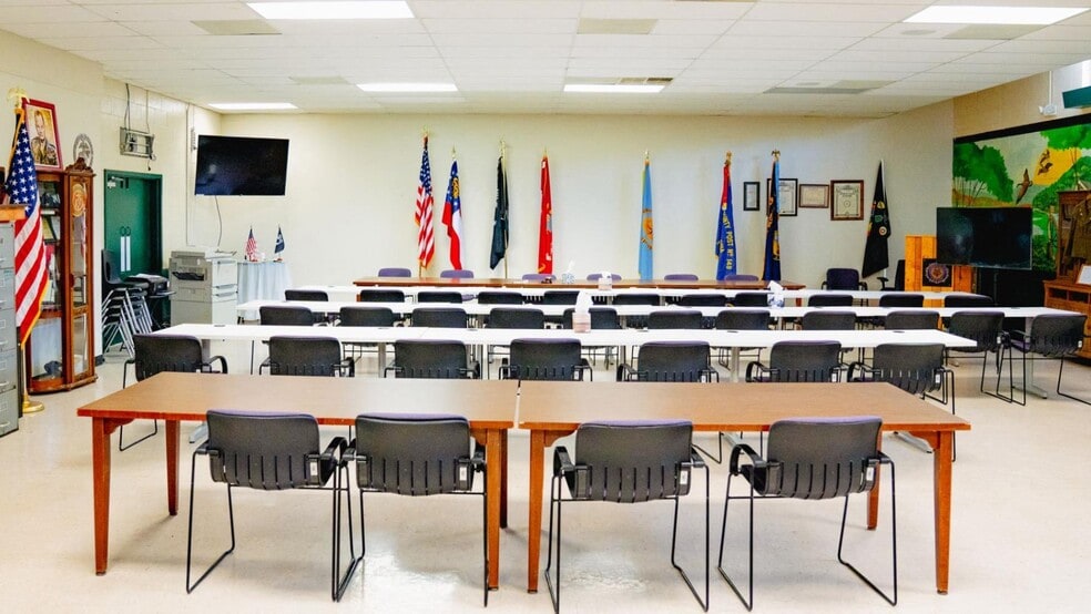 More Photos Of 339 W Church St, Jasper Schools For Sale