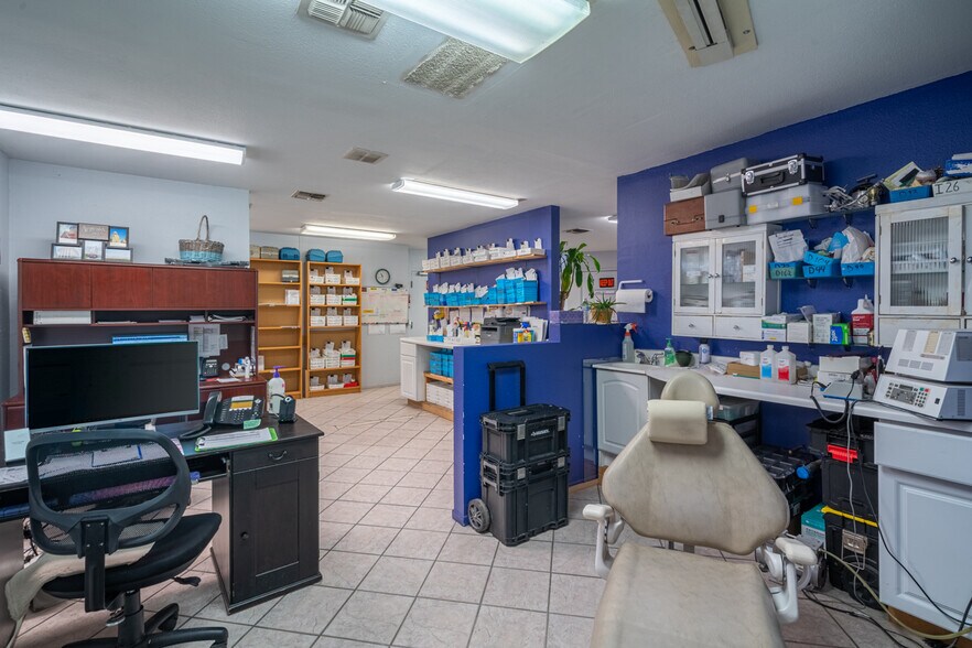 More Photos Of 899 E Grand Ave, Escondido Medical For Sale