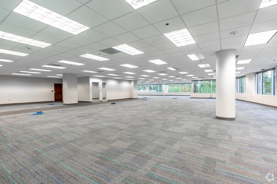 More Photos Of 7501 Boulder View Dr, North Chesterfield Unknown For Lease