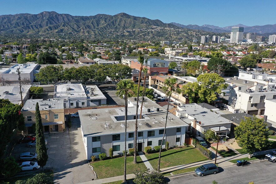More Photos Of 655 Ivy St, Glendale Apartments For Sale