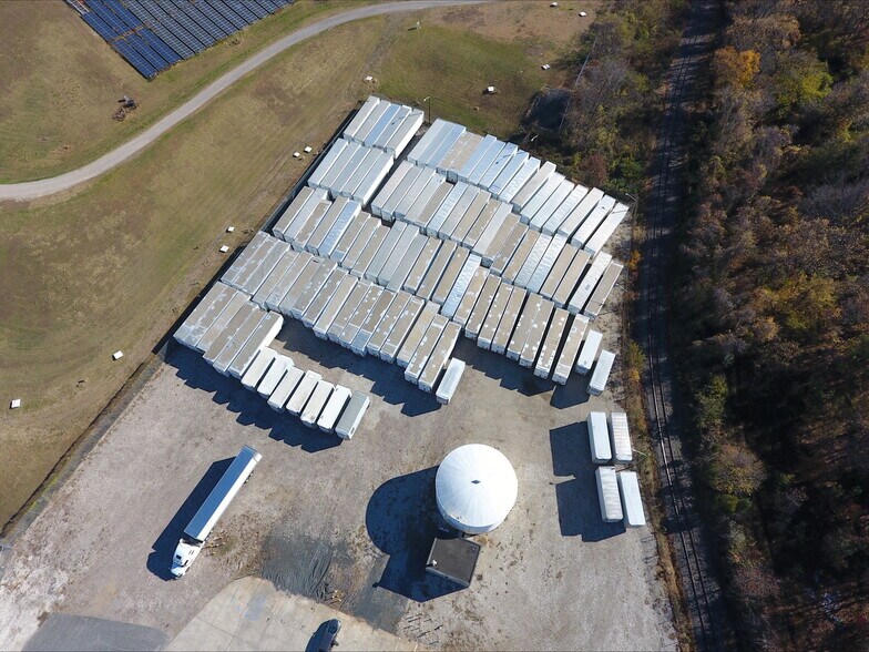 More Photos Of 9000 River Rd, Pennsauken Unknown For Lease