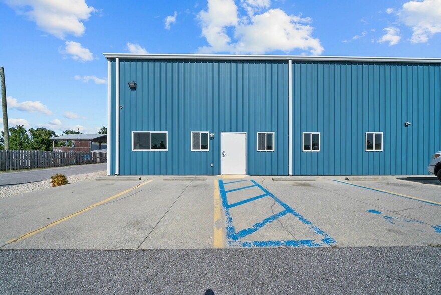 More Photos Of 1225 Transmitter Rd, Panama City Warehouse For Lease