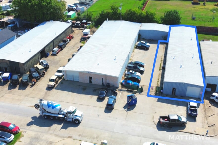 Primary Photo Of 4910 Gordon Smith Dr, Rowlett Warehouse For Lease