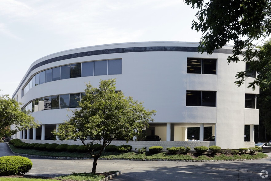 More Photos Of 310 Passaic Ave, Fairfield Office For Lease