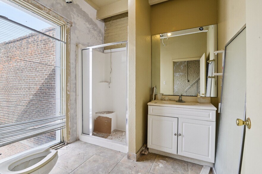 More Photos Of 409 Decatur St, New Orleans Storefront Retail Residential For Lease