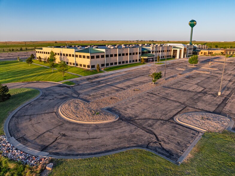 More Photos Of 1 Cabela Dr, Sidney Office For Lease