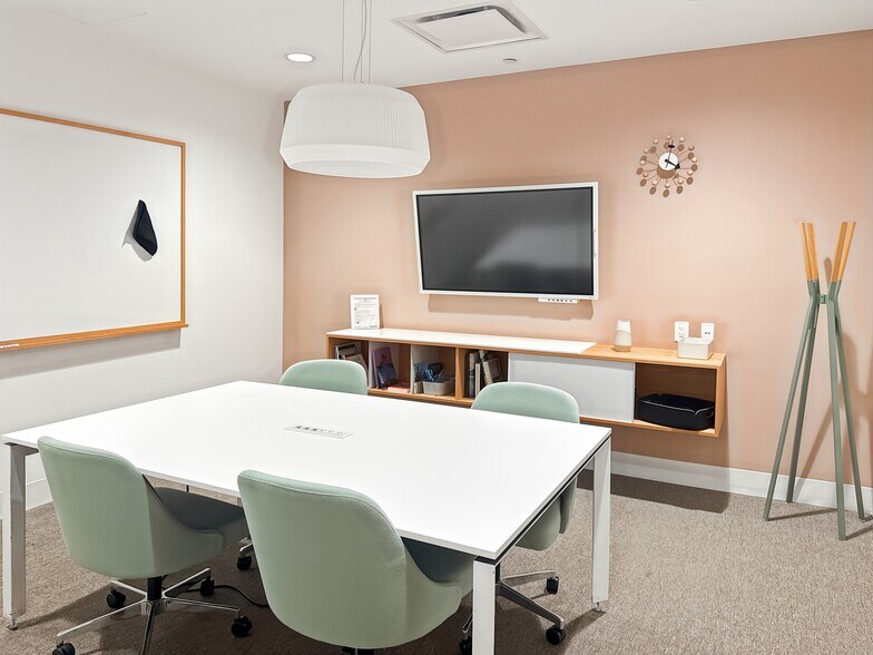 More Photos Of 3350 Virginia St, Coconut Grove Office For Lease