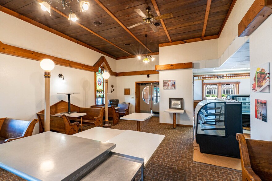 More Photos Of 401 E 5th St, Canton Restaurant For Sale