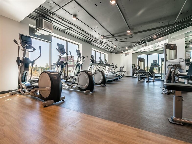 More Photos Of 2200 W Meeker St, Kent Apartments For Lease