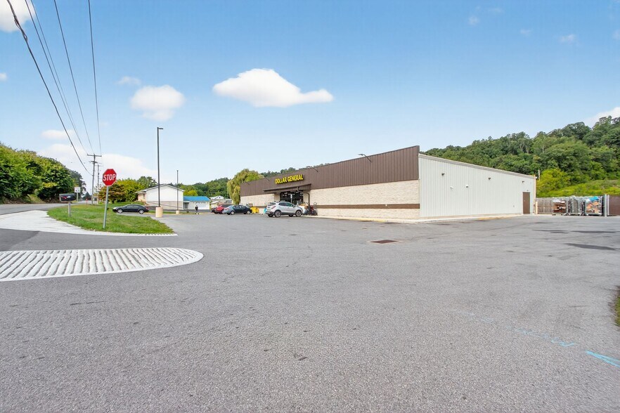 More Photos Of 1969 US Hwy 522 N, Lewistown Freestanding For Sale