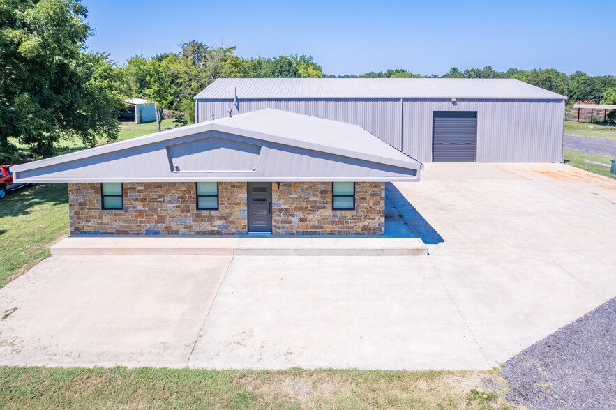 Primary Photo Of 420331 Texanna Rd, Checotah Office For Sale