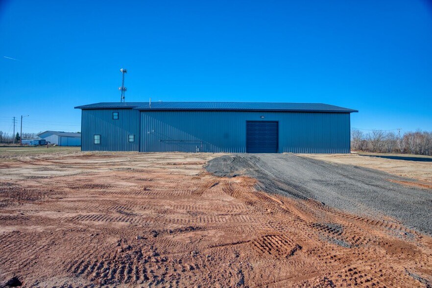 More Photos Of 126 Iron Dr, Chisholm Industrial For Sale