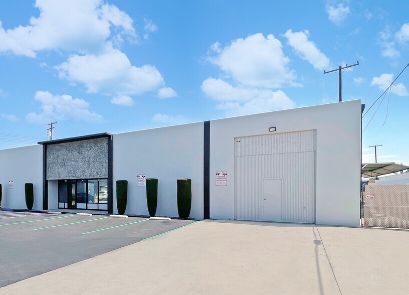 Primary Photo Of 1106-1124 E Elm Ave, Fullerton Warehouse For Lease