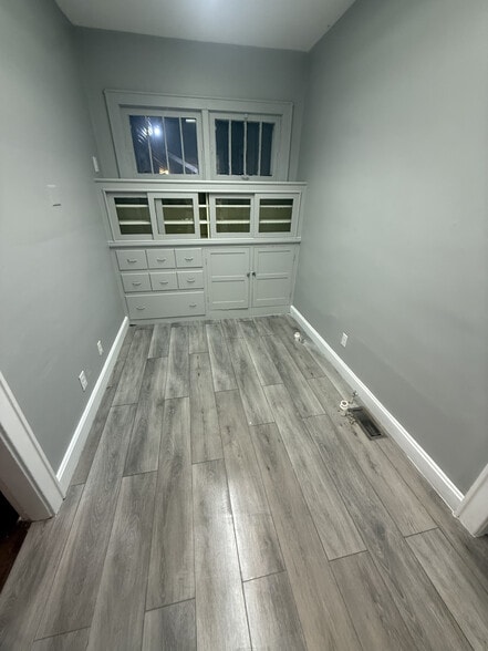 More Photos Of 2637 Sullivant Ave, Columbus Freestanding For Lease