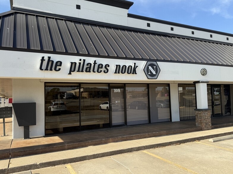 More Photos Of 3431 S Boulevard St, Edmond Unknown For Lease