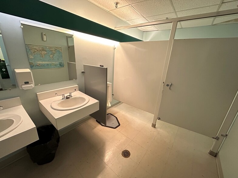 More Photos Of 40-44 Church St, Lowell Office For Lease