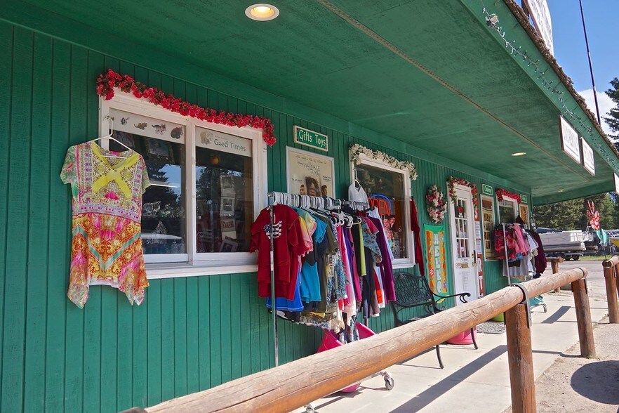 More Photos Of 3189 Highway 83 N, Seeley Lake Freestanding For Sale