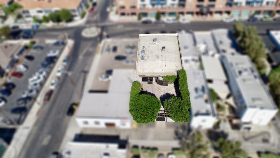 More Photos Of 140 W Wilshire Ave, Fullerton Storefront For Sale