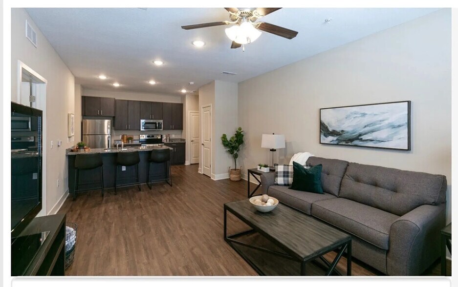 More Photos Of 5711 NE 80th Ter, Kansas City Apartments For Sale