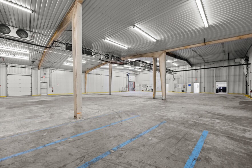 More Photos Of 19450 E County Road 1474, Hawthorne Refrigeration Cold Storage For Sale