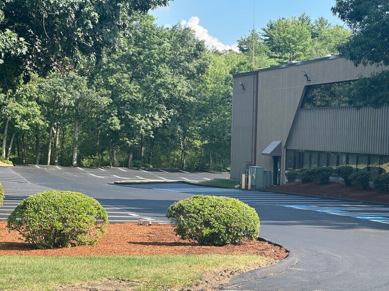 More Photos Of 6 Lyberty Way, Westford Office For Lease