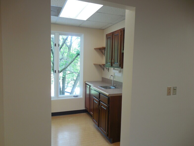 More Photos Of 1450 E Boot Rd, West Chester Medical For Sale